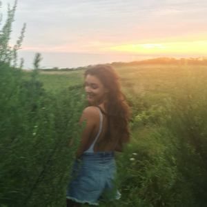 Meet your Posher, Ella